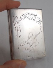 *RAR* Stilvolle Puderdose